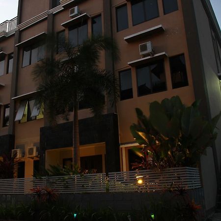 Puri Senggigi Hotel Mangsit ภายนอก รูปภาพ