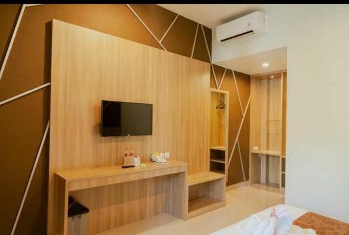 Puri Senggigi Hotel Mangsit ภายนอก รูปภาพ